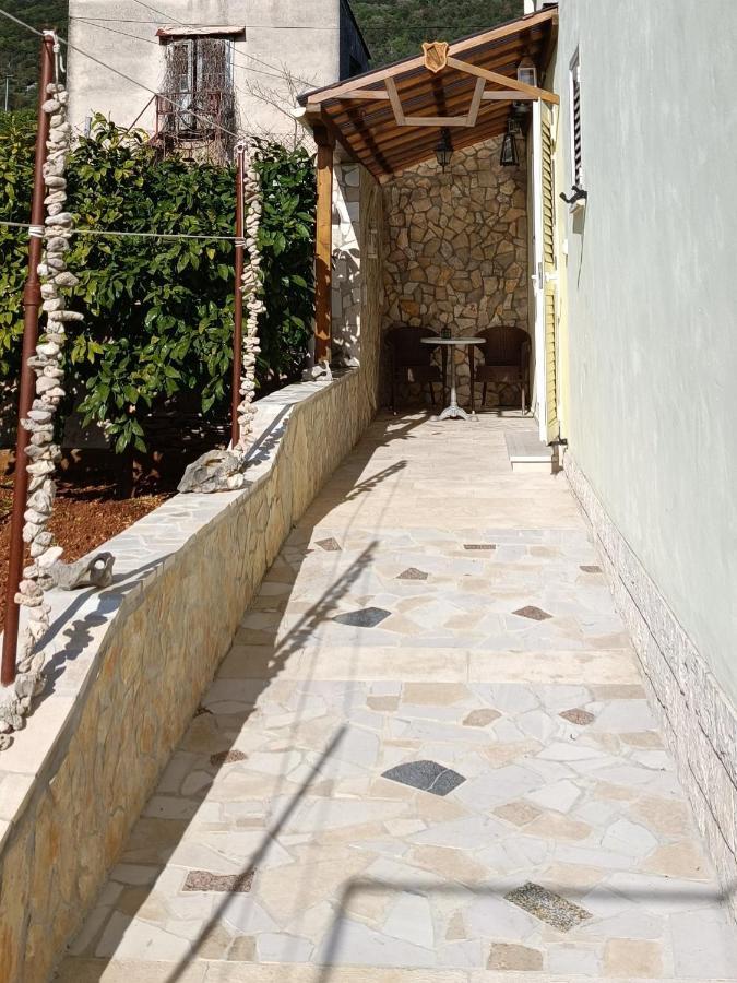 Rooms Rita Cres Exterior photo